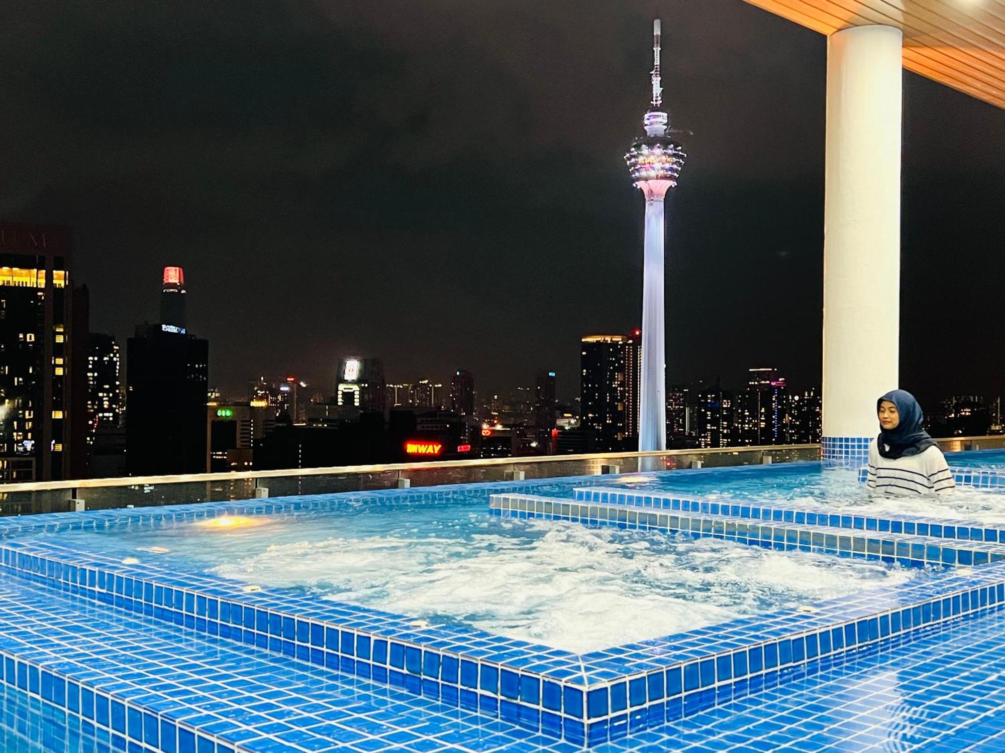 The Infinitum Kualalumpur Skypool Hotel Kuala Lumpur Exteriör bild